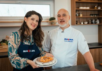 Праздничный торт с белым шоколадом и клюквой: рецепт от шеф-повара Лауриса Алексеева