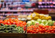 Что окажется на столе в Лиго: как меняются праздничные вкусы жителей Латвии