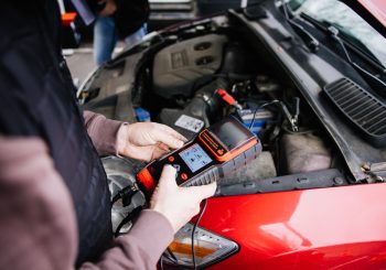 Бесплатные проверки автомобилей в шести городах Латвии: подготовьтесь к зиме вовремя