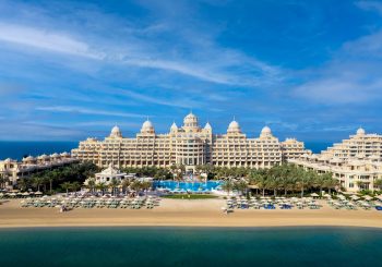 Отель Raffles The Palm Dubai приглашает на майские праздники