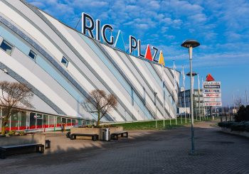 2 миллиона причин, по которым торговые центры должны оставаться открытыми