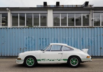 Самый быстрый немецкий спортивный автомобиль Porsche 911 Carrera RS 2.7 отмечает свое 50-летие