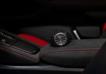 Новейшая высокопроизводительная модель семейства “Porsche” — “Porsche 718 Spyder RS” с “сердцем” GT3