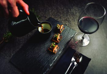 В рижском ресторане Koya — авторское меню Павла Скопы, лучшего шеф-повара Латвии