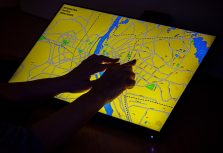 Разработана интерактивная тактильная карта Риги для незрячих людей