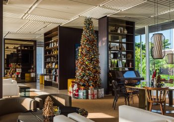 Новый год и Рождество на курорте The Oberoi Beach Resort, Al Zorah