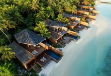 Праздничный сезон с историей: The St. Regis Maldives Vommuli Resort отмечает 10 лет