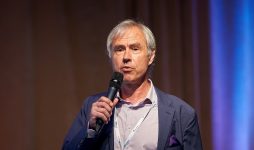 Алгоритм долголетия: движение, общество и технологии