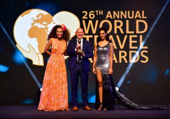 Fairmont Maldives Sirru Fen Fushi: туристический «Оскар» выбрал лучшего