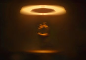 Премьера в Аркаде Театра Чехова – пьеса Ника Пэйна «Созвездия» в постановке Дж. Дж. Джилинджера