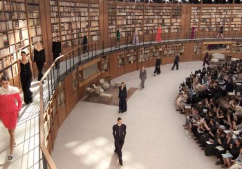 Fall-Winter 2019/20 Haute Couture Chanel: модели, гости, библиотека