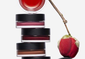 CHANEL представил новый восстанавливающий крем с камелией