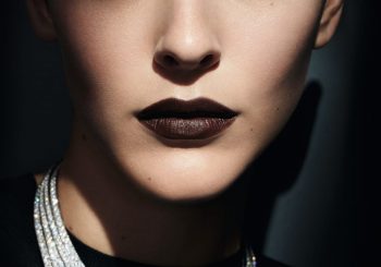 ROUGE ALLURE VELVET La Comète. С кометой по жизни