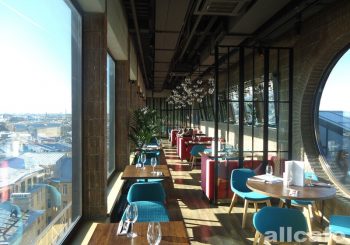 С сигарой «На крыше…»