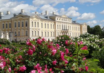 Ежегодный праздник в Рундальском дворце: «Лошади и конные забавы в Курземско-Земгальском герцогстве»