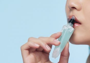 CHANEL HYDRA Sérum. Камелией по губам