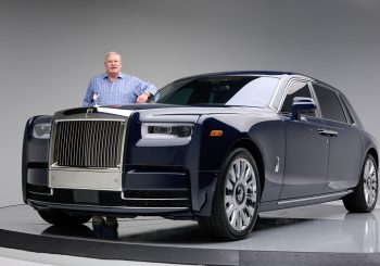 Сделано вручную в Гудвуде, Англия, для Лауры & Джека Бойда Смита