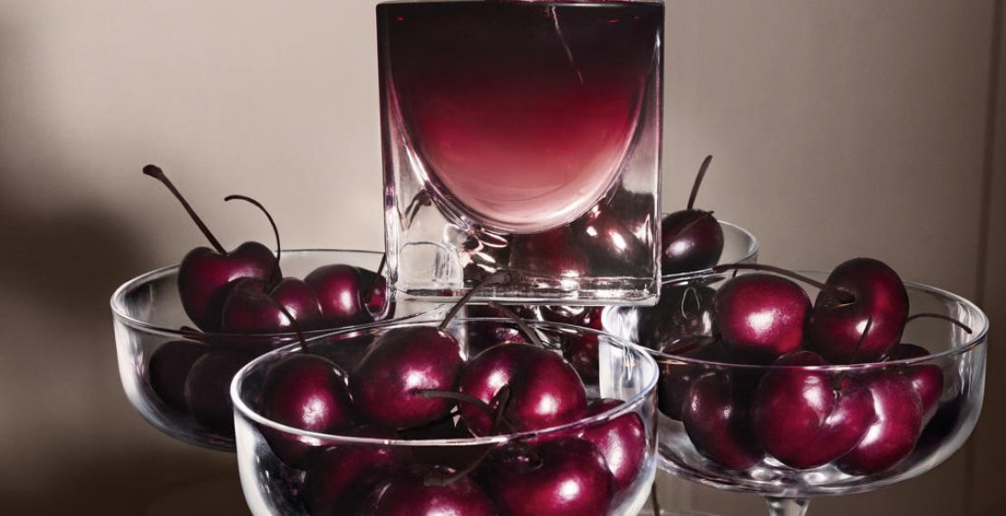 Вишня на счастье: Lancôme представил новый La Vie Est Belle L’Elixir Very Cherry