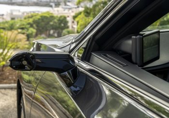 Новый Lexus ES 300h прибудет в Латвию в ноябре