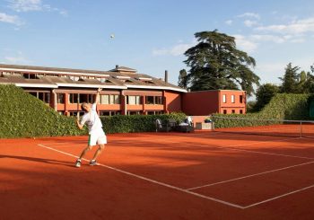 Занятия по теннису в La Réserve Genève