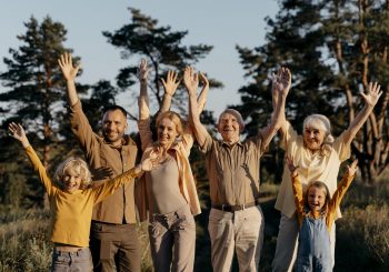 Формула долголетия из «синих зон»:  что делают те, кто живёт дольше?