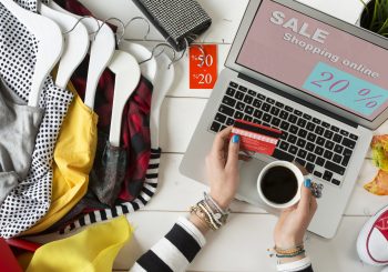 Опрос: жители совершают покупки в интернете раз в месяц; в течение года тратят от 301 до 500 евро