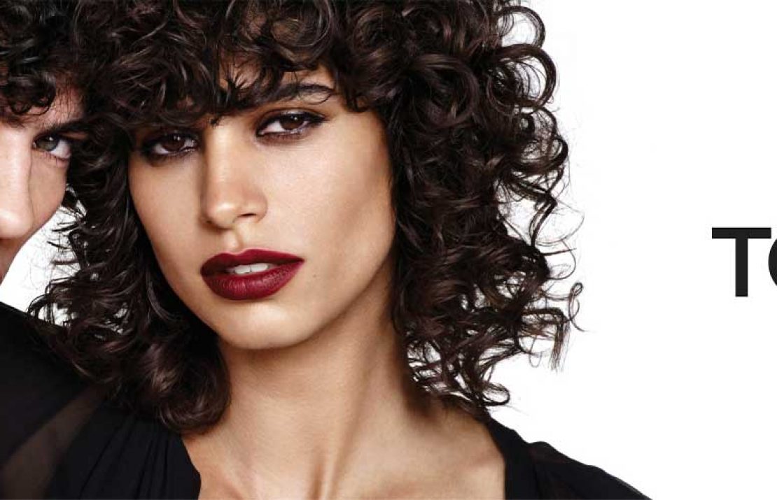 Мужчины на губах