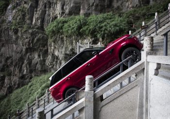#рекорд. Range Rover Sport поднялся к «Небесным вратам»