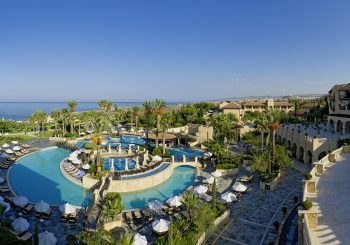 Летние каникулы на Кипре: семейный и романтический отдых в отеле Elysium, Пафос