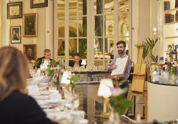 Творческие мастерские Art & Drinks в отеле El Palace Barcelona