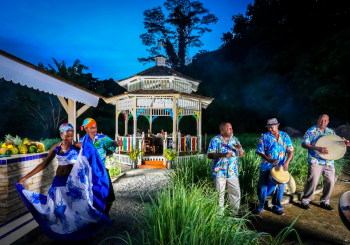 В Banyan Tree Seychelles — красочный креольский фестиваль