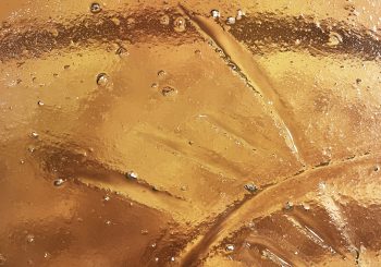 В галереи Kim? открылась выставка Анны Цейпе «Memoryescapes»