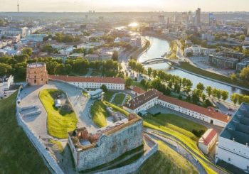 Литва снимает ограничения из-за Covid-19 и готова к приему иностранных туристов