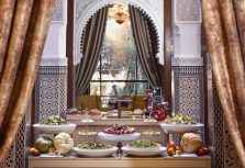 Создаем традицию: воскресный бранч Элен Дарроз в отеле Royal Mansour Marrakech как повод быть вместе