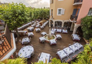 Легендарный отель Byblos в Сен-Тропе открывает новый ресторан