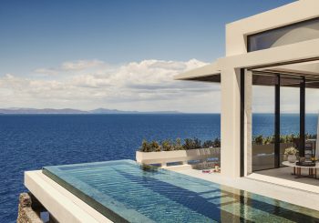 Греческий курорт One&Only Kèa Island официально открывает свои двери