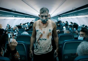 Танцующие зомби на борту одного из внутренних рейсов Wizz Air в Италии